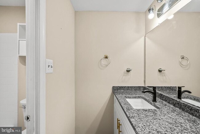 Building Photo - 6185 Little Valley Way