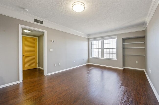 Building Photo - 199 14th St NE