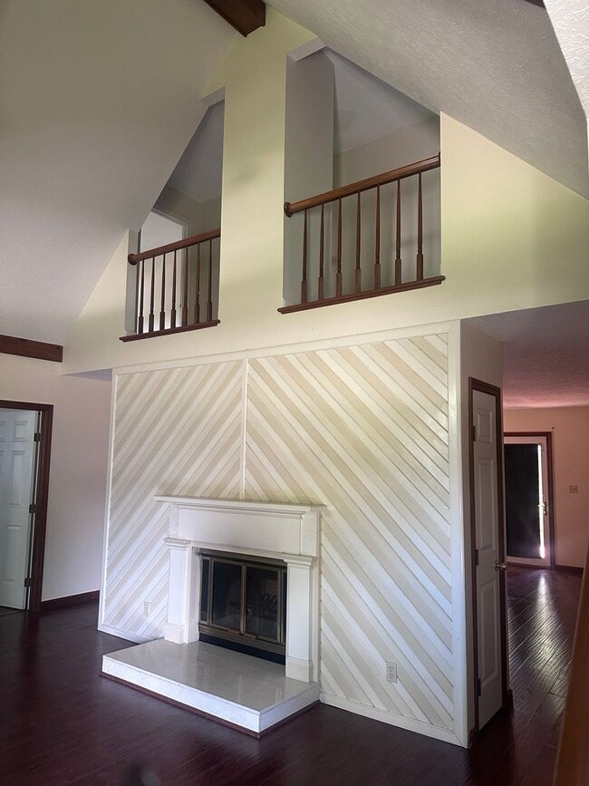 Building Photo - 1002 Juniper Springs Dr