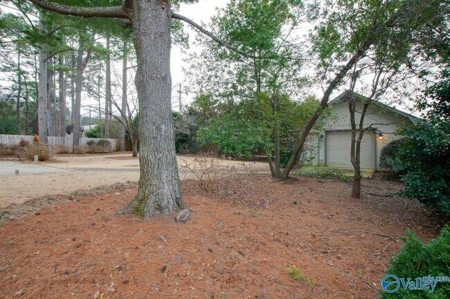 Building Photo - 6521 Chadwell Rd SW