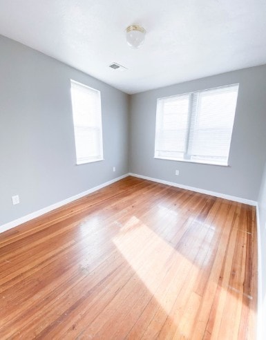 Building Photo - 1227 Sea St