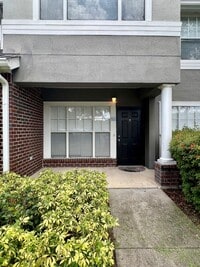 Building Photo - 11811 Estates Club Dr