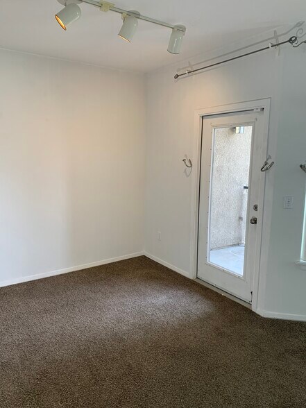 Building Photo - 4200 E Commerce Way