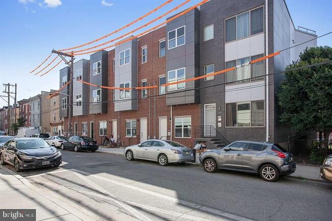 Building Photo - 146 W Wildey St