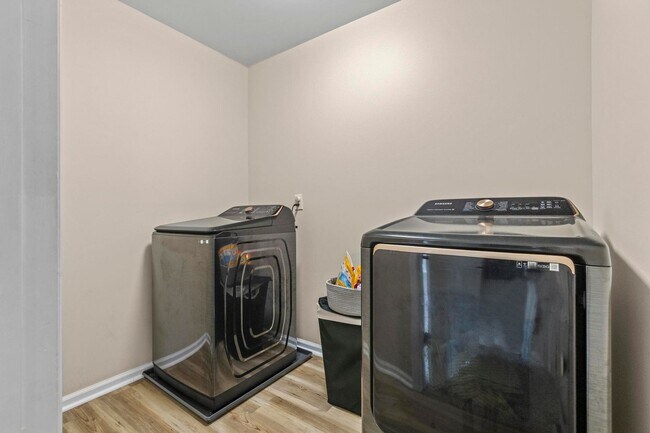 Building Photo - 132 Azalea Plantation Blvd