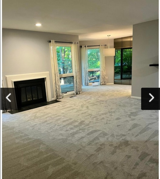 Building Photo - 1302 Hillburn Ave NW