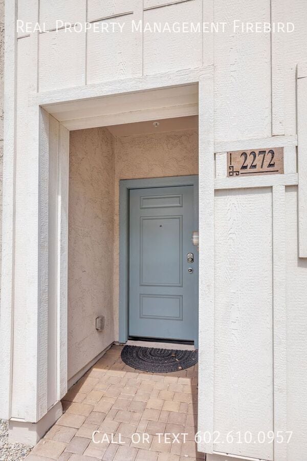 Building Photo - 2272 W Harmont Dr