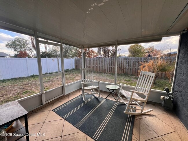 Building Photo - 2807 Tropic Rd