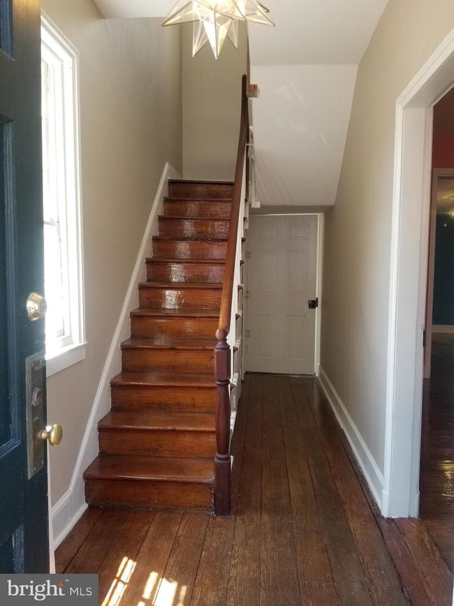 Primary Photo - 3232 Prospect St NW