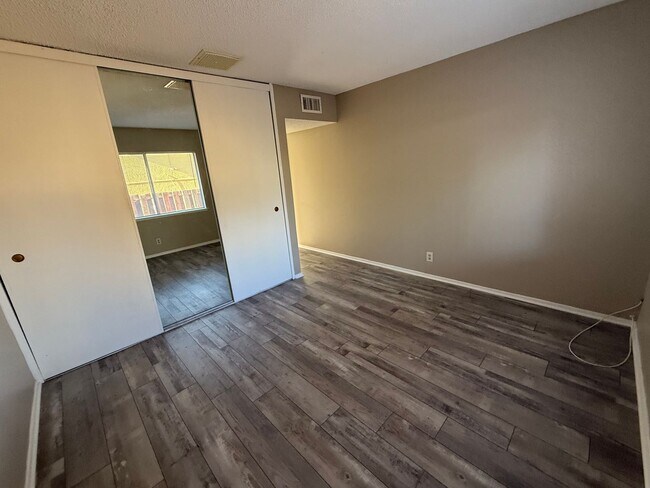 Building Photo - Victorville Green Tree Home- Refurbished 4 Bedrooms, 2 Bathrooms, New Paint,