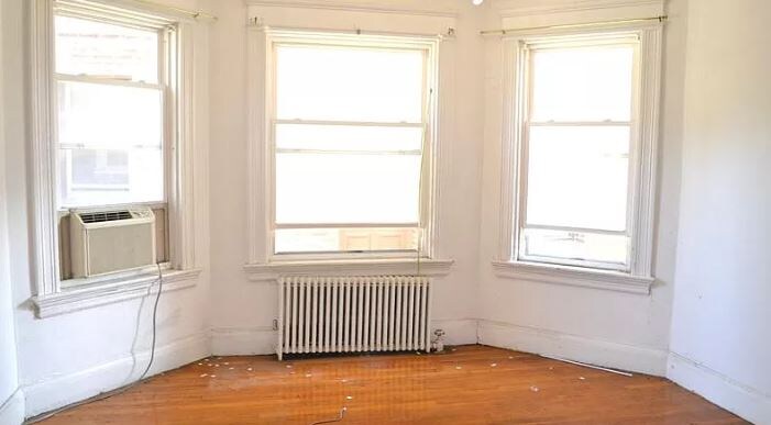 Building Photo - 67 Medway St