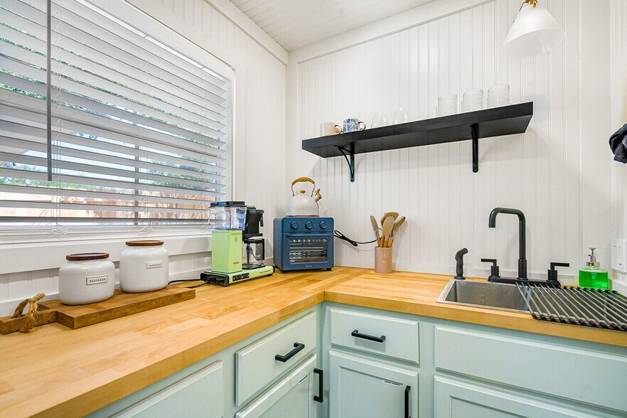 Building Photo - 55 York Creek Rd