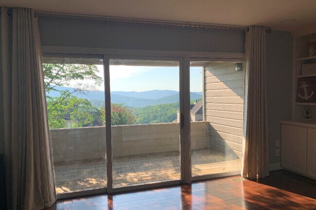 Building Photo - 4903 Hunting Hills Ct