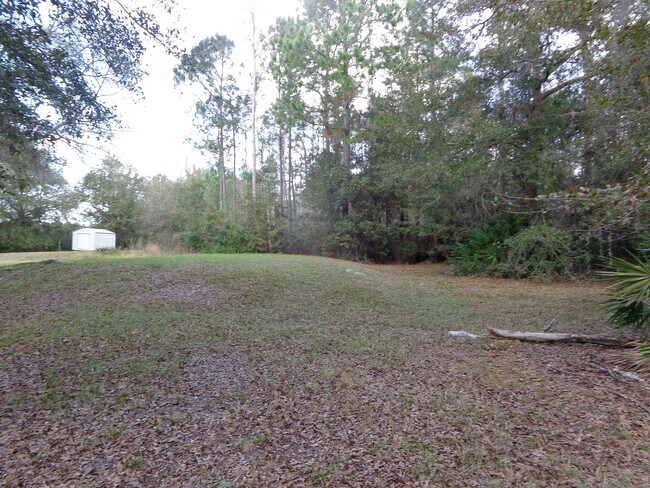Building Photo - 3329 NE County Rd 234