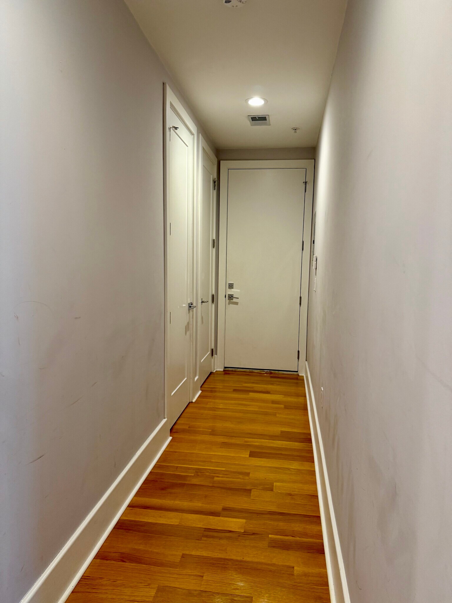 Building Photo - 5 Mohawk St