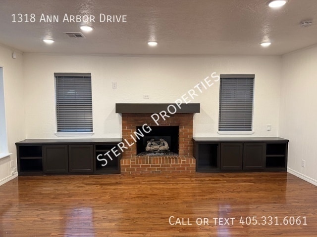 Building Photo - 1318 Ann Arbor Dr