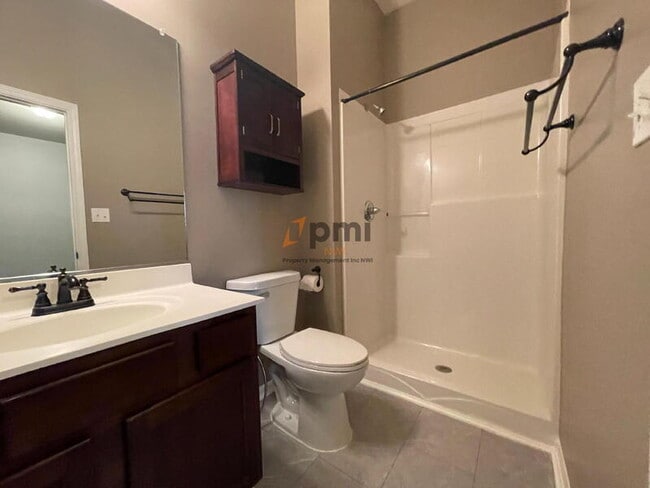 Building Photo - 10880 Mississippi St