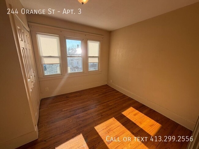 Building Photo - 244 Orange St