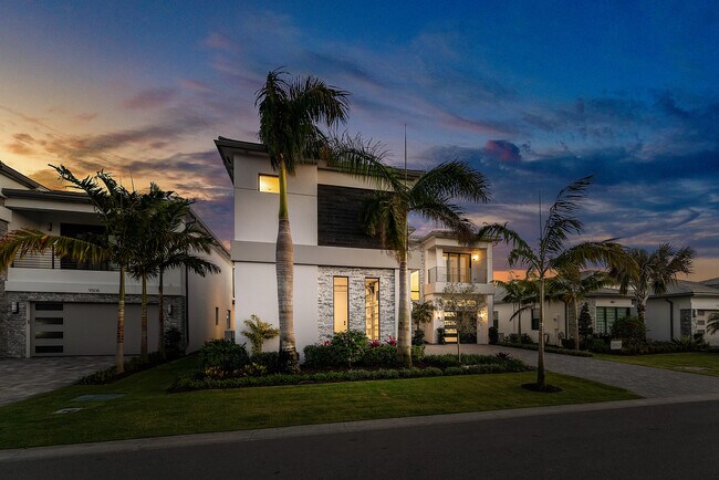 Building Photo - 9516 Riverside Pk Dr