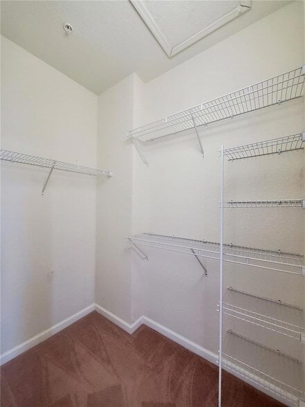 Building Photo - 3338 Robert Trent Jones Dr