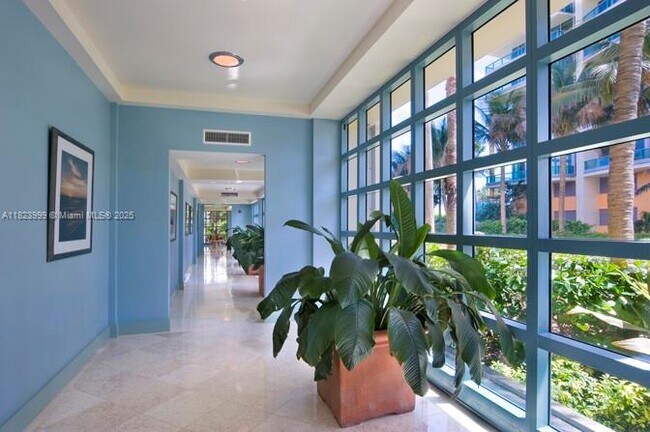 Building Photo - 1500 Ocean Dr