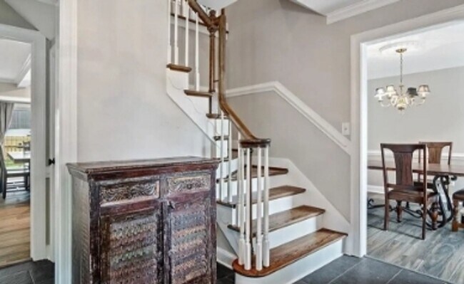 Building Photo - Gorgeous house for rent in Chesapeake.
