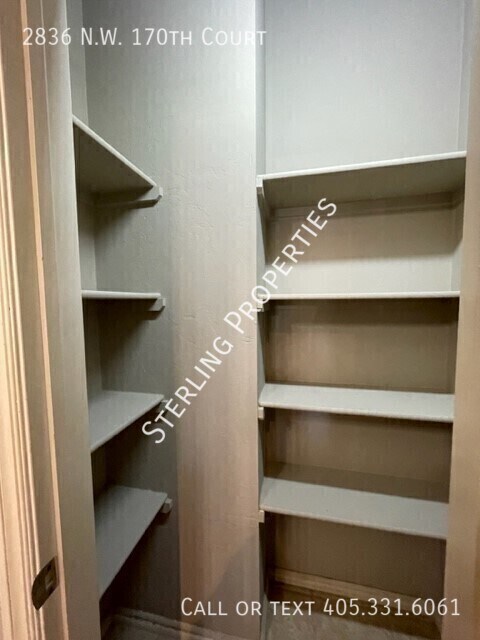 Building Photo - 2836 NW 170th Ct