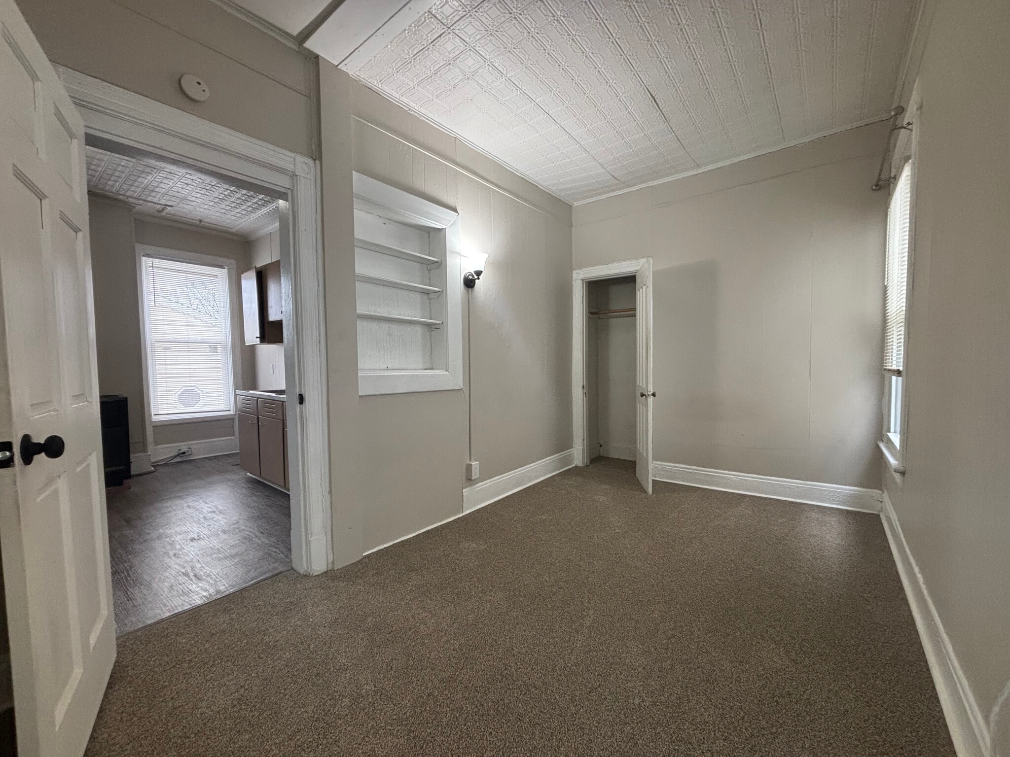 Building Photo - 14 McElwain Ave