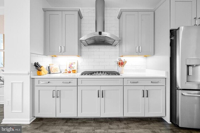 Building Photo - 23611 Rose Leigh Terrace