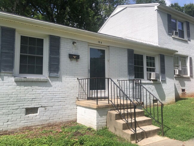 Primary Photo - Two bedroom, 1 bath condo in Brookwood Gar...