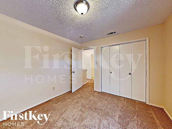 Building Photo - 6816 Dalmation Cir