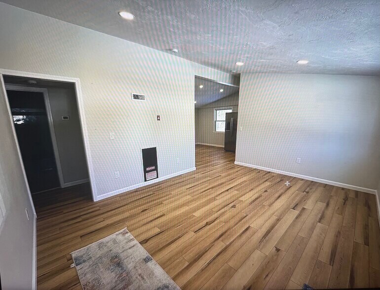 living room - 113 Paula Cir