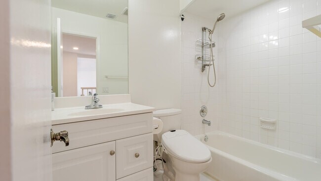 Building Photo - 3069 NW 27th Terrace