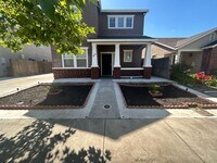 Building Photo - Nice home in North Turlock!