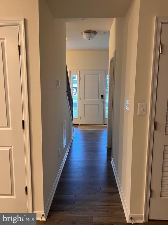 Building Photo - 178 N Regulator Dr