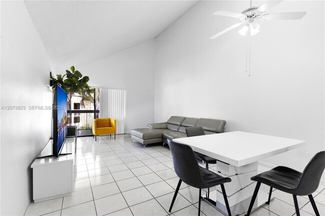 Building Photo - 12990 SW 88th Ln
