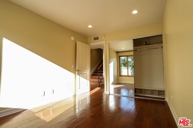 Building Photo - 17097 Palisades Cir