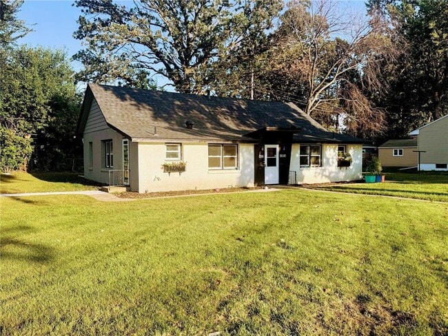 Building Photo - 5020 Welcome Ave N