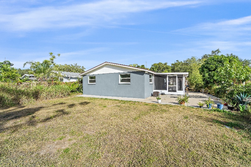 Building Photo - 4526 S Lockwood Ridge Rd