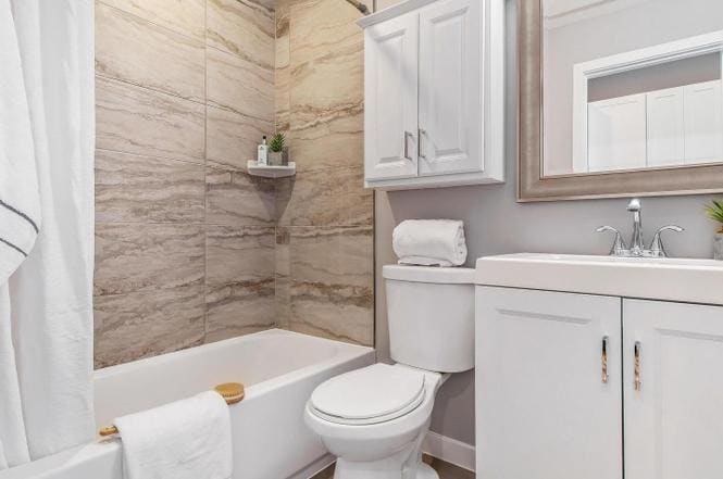 Bathroom - 1247 Penn St NE