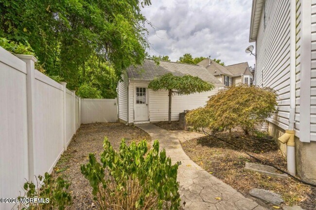 Building Photo - 146 Hamlet Ct