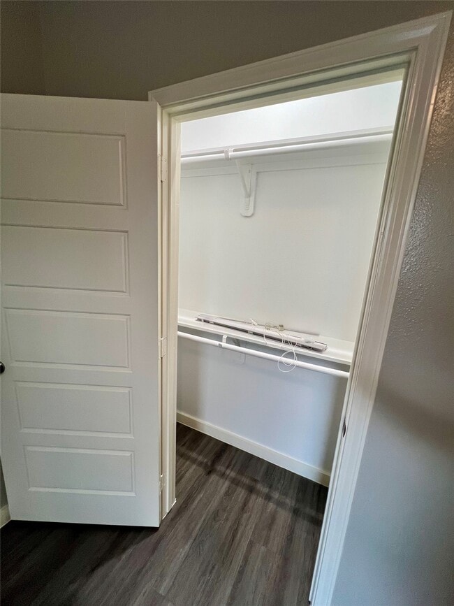 Building Photo - 9809 Leath St