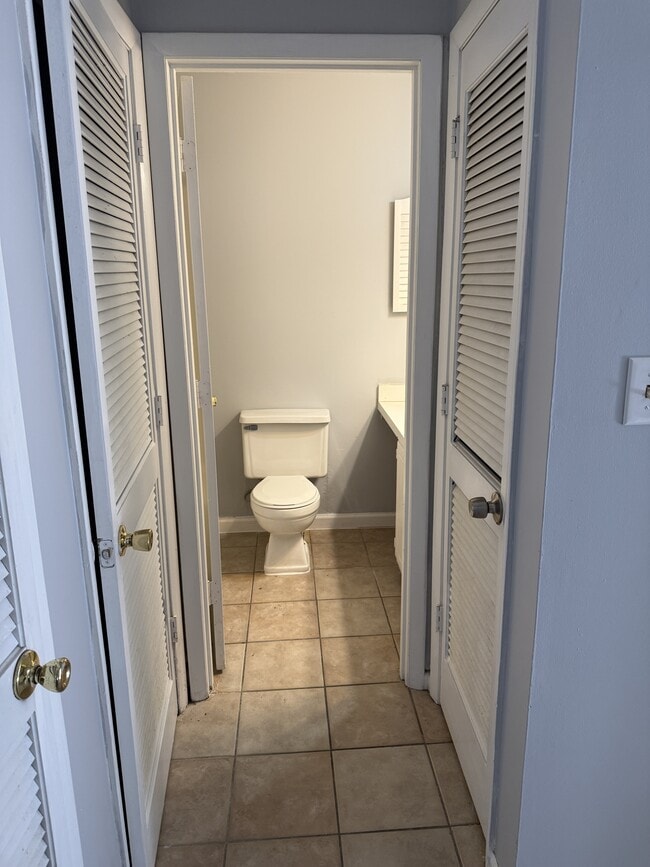 Building Photo - 505 63rd Ave N