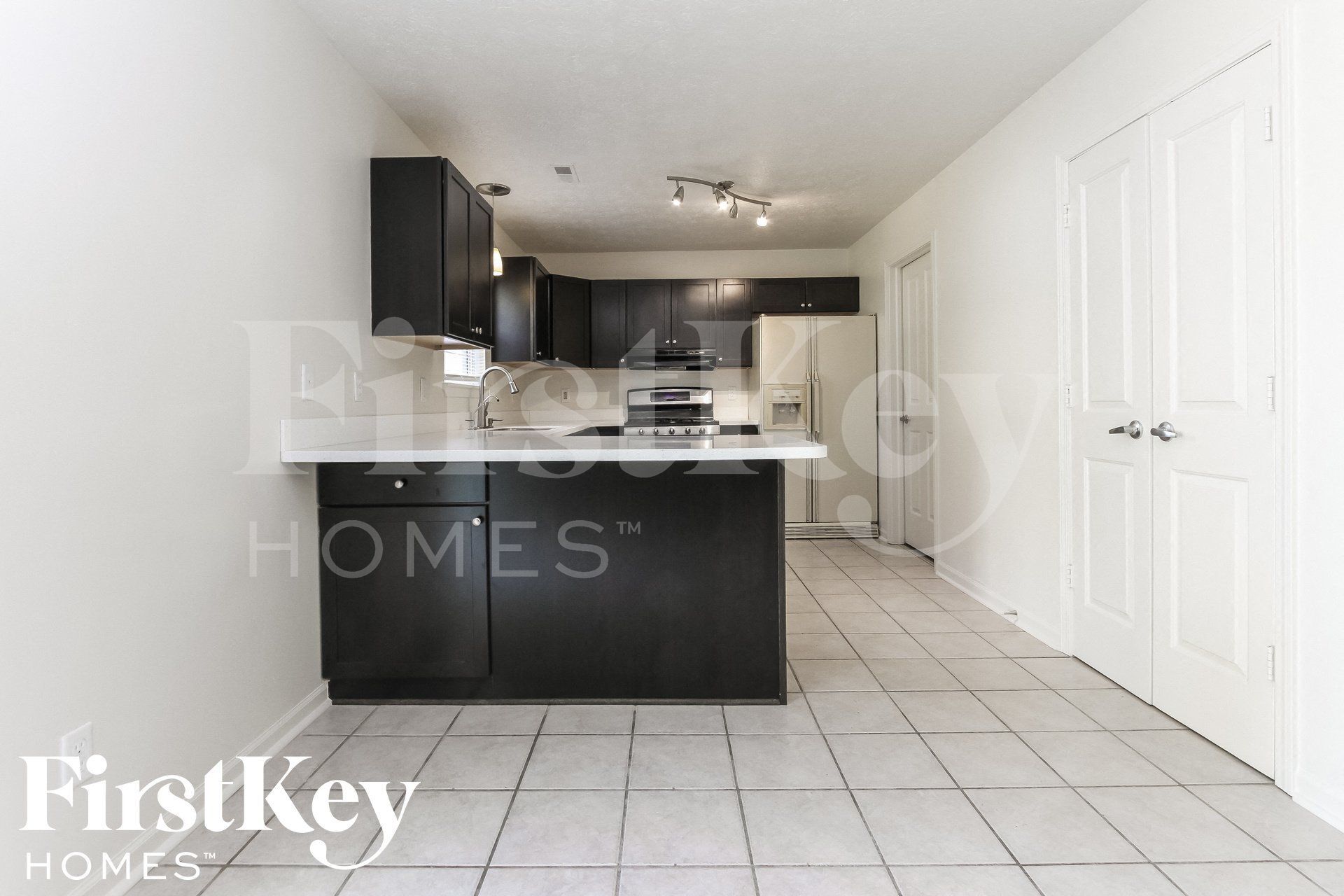 Building Photo - 1573 Winding Creek Trail