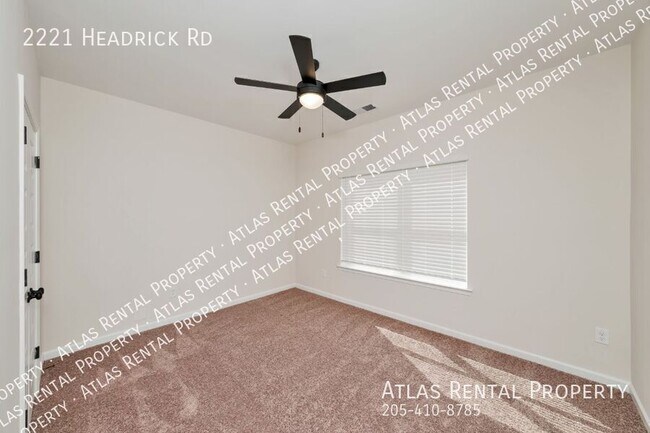 Building Photo - 2221 Headrick Rd