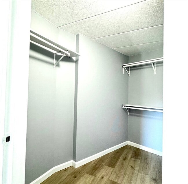 Building Photo - 147 Turner Rd