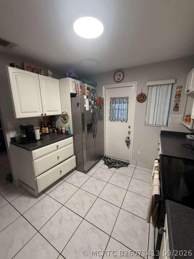 Building Photo - 2510 SW 81st Ave