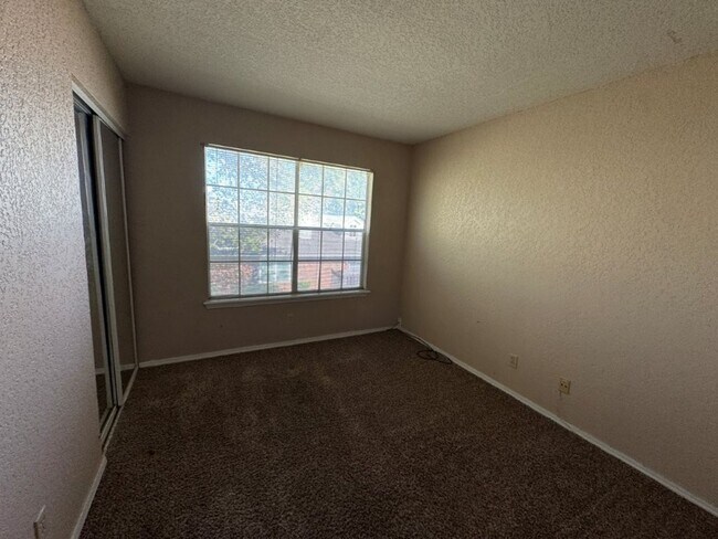 Building Photo - 2 bedroom condo for rent in Nantucket, nea...