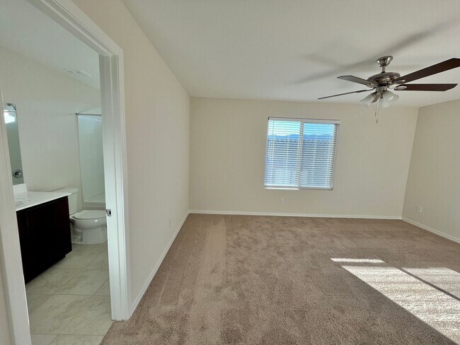 Building Photo - Home in Litchfield Park at Canyon Views! 2 MASTER SUITES!