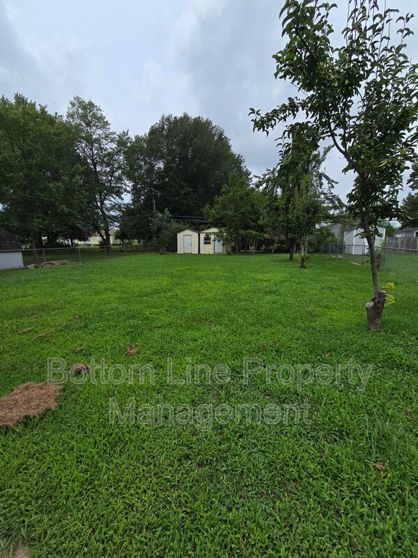 Building Photo - 5326 Eaton Cir